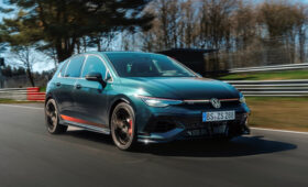 Volkswagen Golf GTI Edition 50: новый рекорд Нюрбургринга среди машин с передним приводом