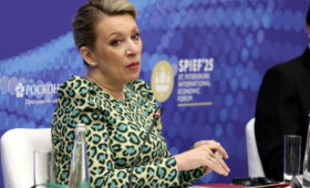 Захарова рассказала, во что превратили отношения РФ с США Обама и Байден