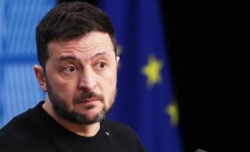 Зеленский приглашён в Ереван. Пашинян пляшет под дудку Анкары и Баку