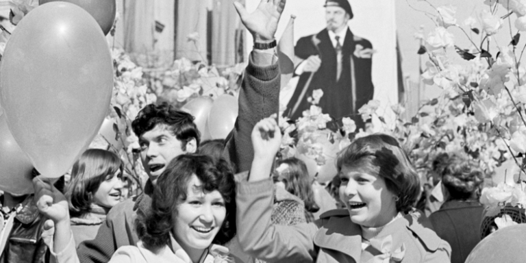 Жюри выставки в Венеции уволилось из-за участия России